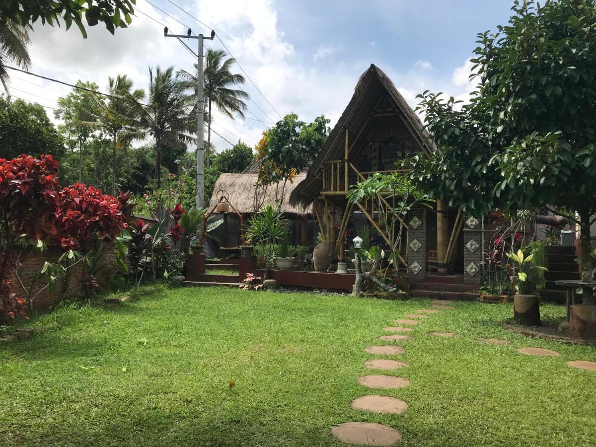 Bello Bungalow Batukliang Buitenkant foto