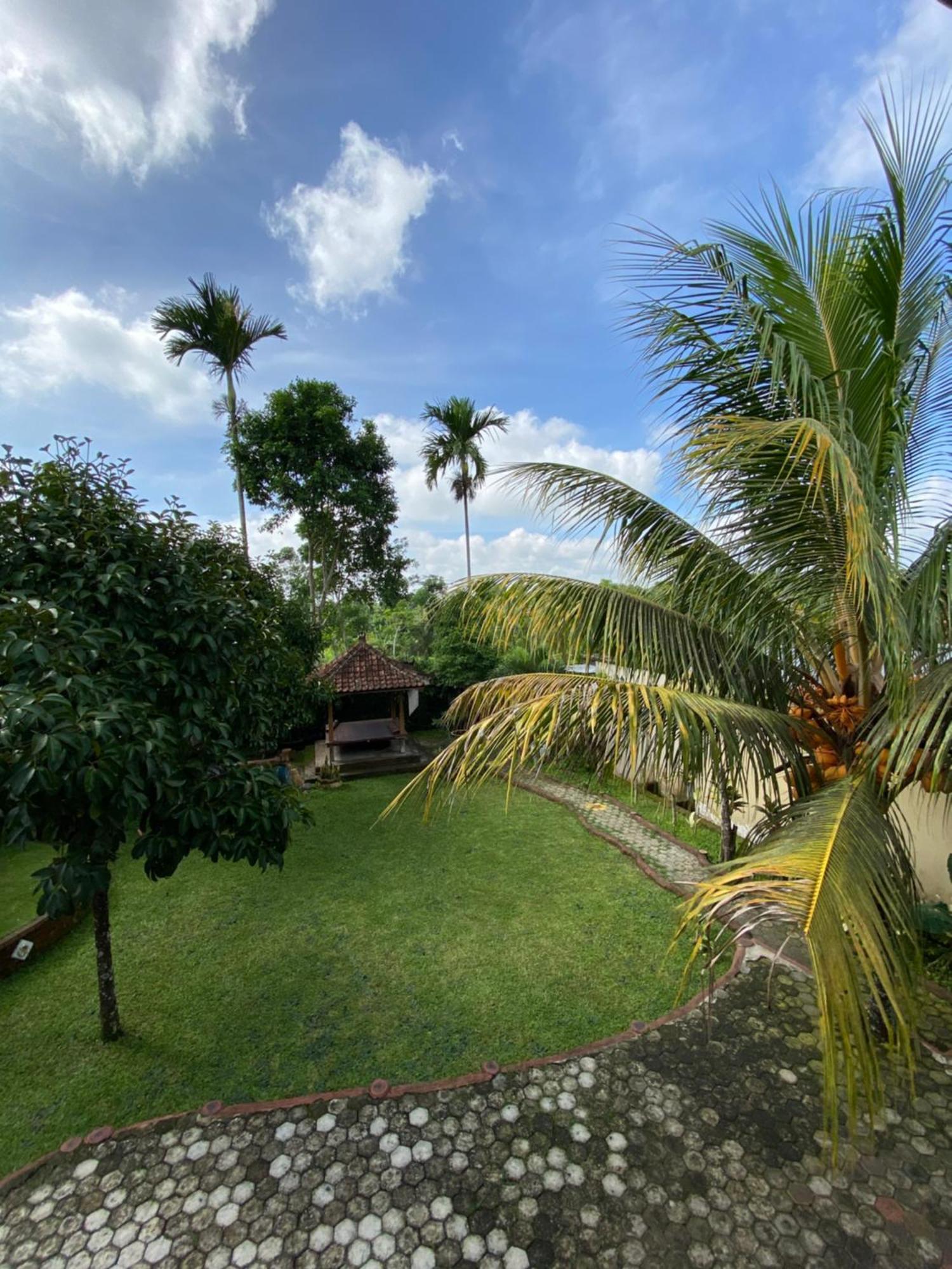 Bello Bungalow Batukliang Buitenkant foto
