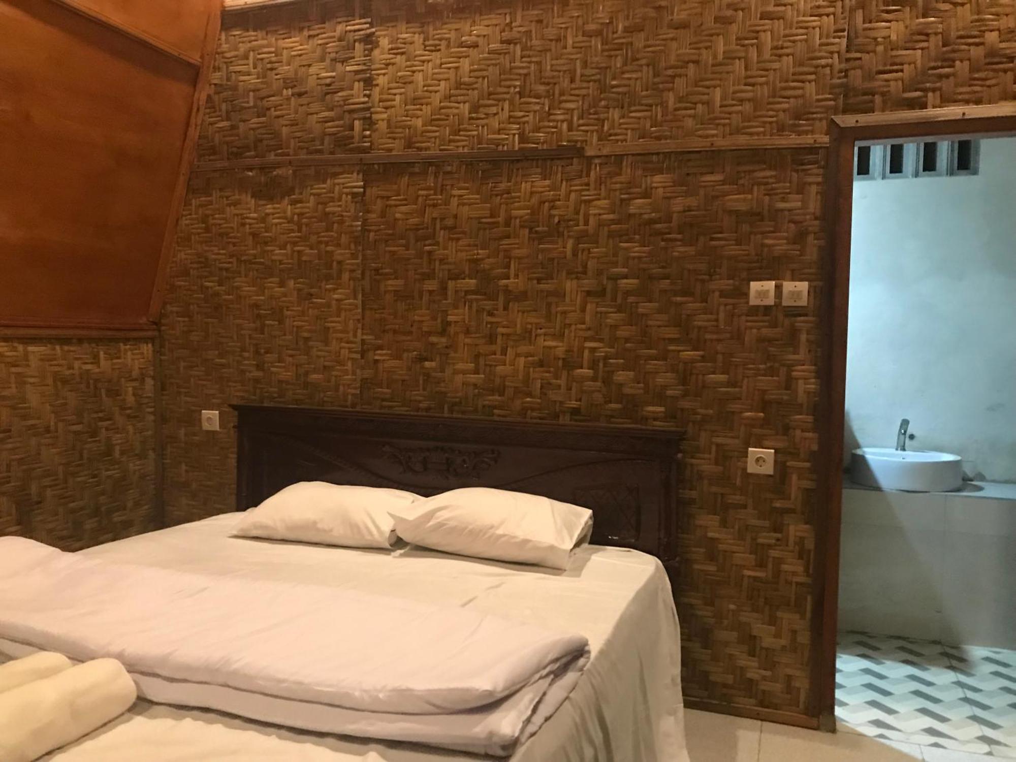 Bello Bungalow Batukliang Buitenkant foto