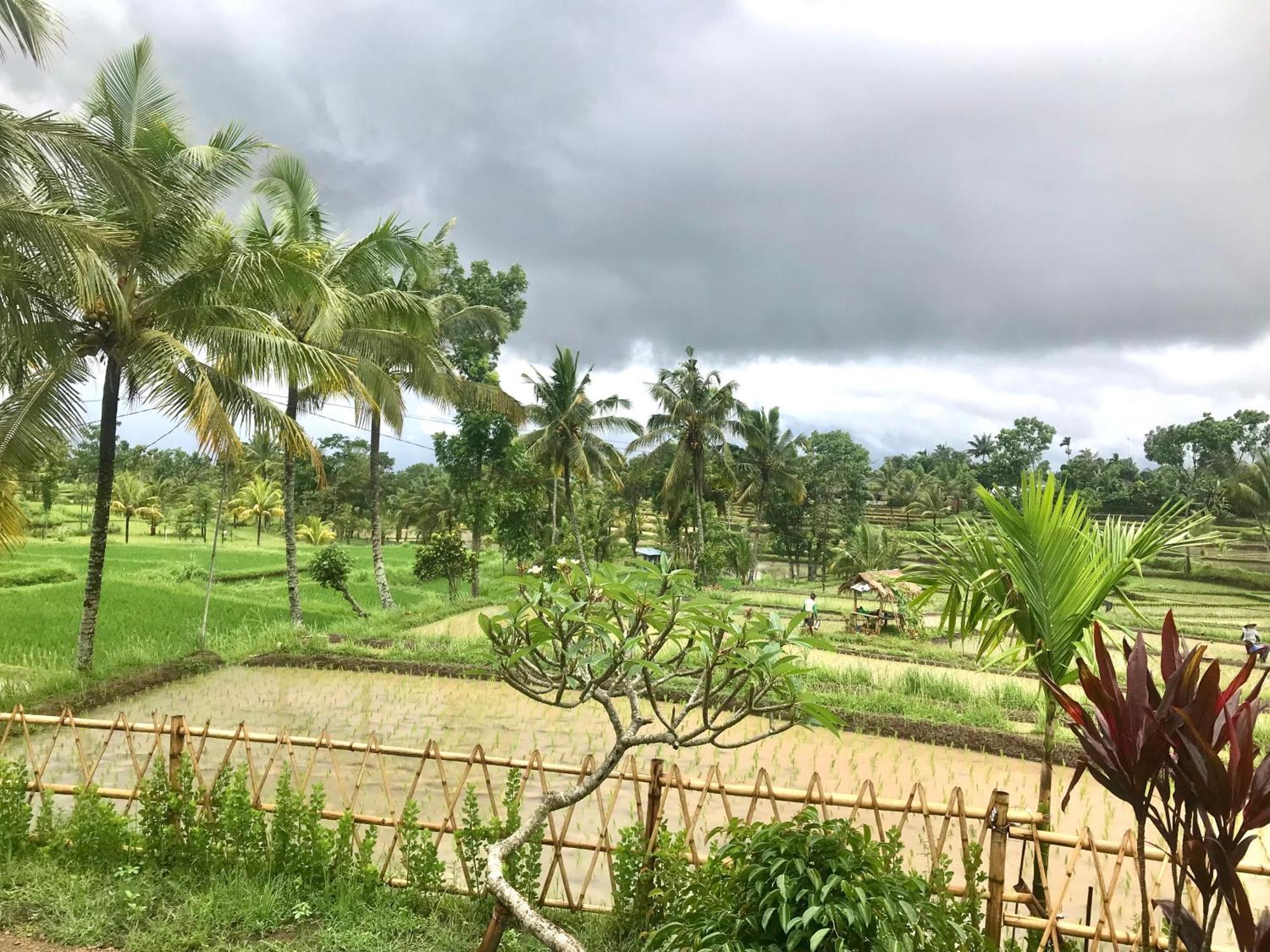 Bello Bungalow Batukliang Buitenkant foto