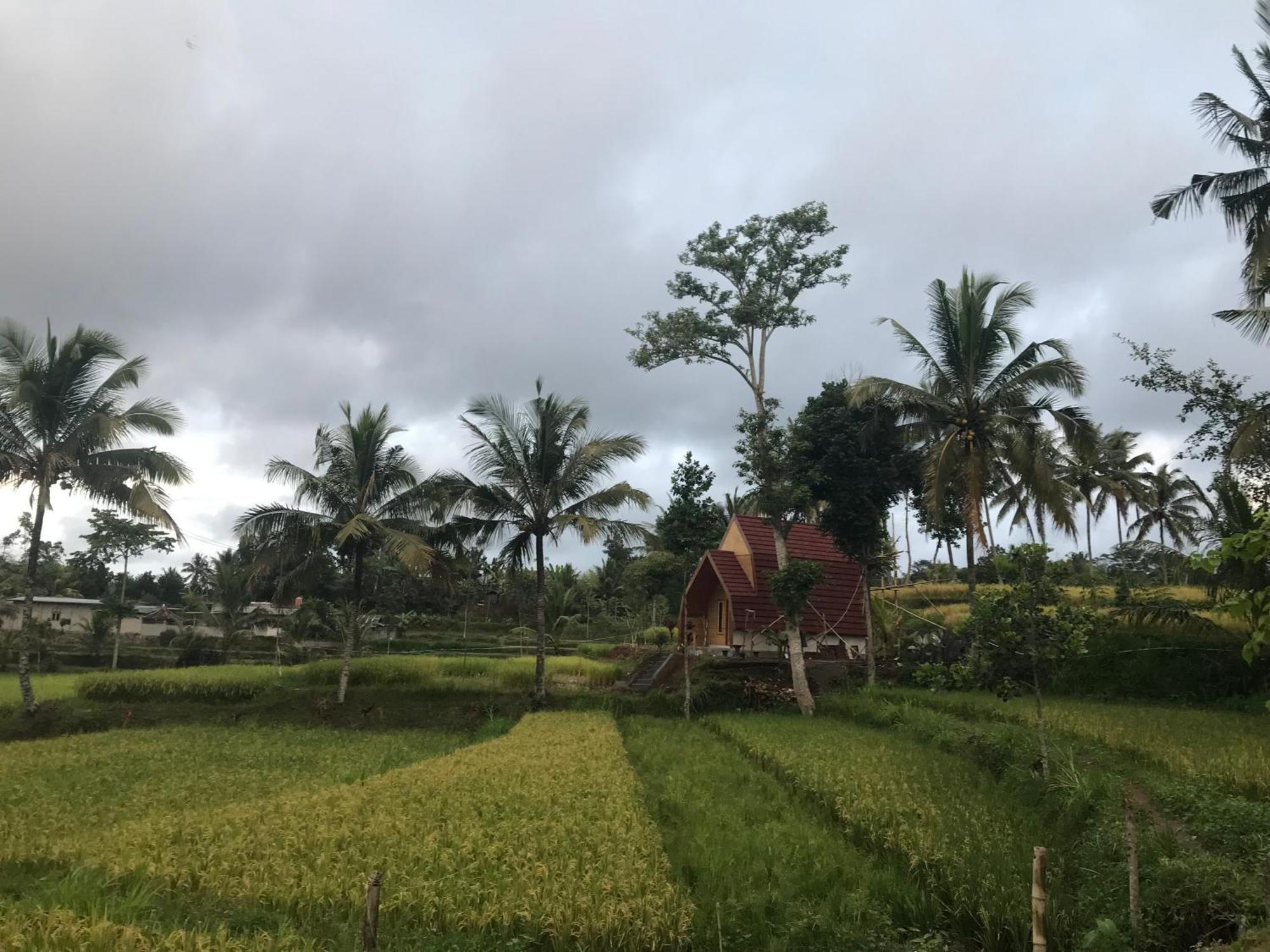 Bello Bungalow Batukliang Buitenkant foto